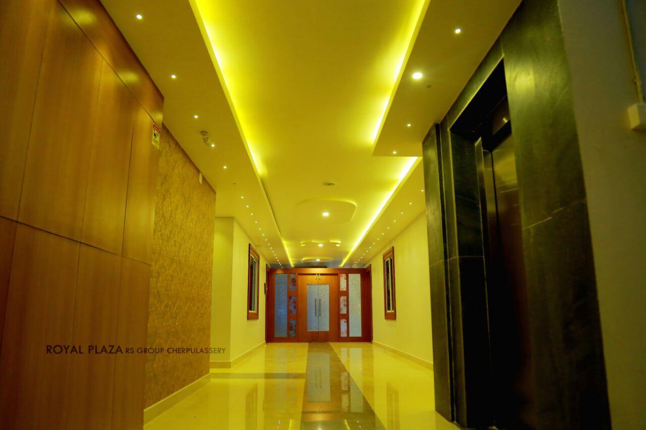 Royal Plaza Residency Hotel Cheruppulasseri ภายนอก รูปภาพ