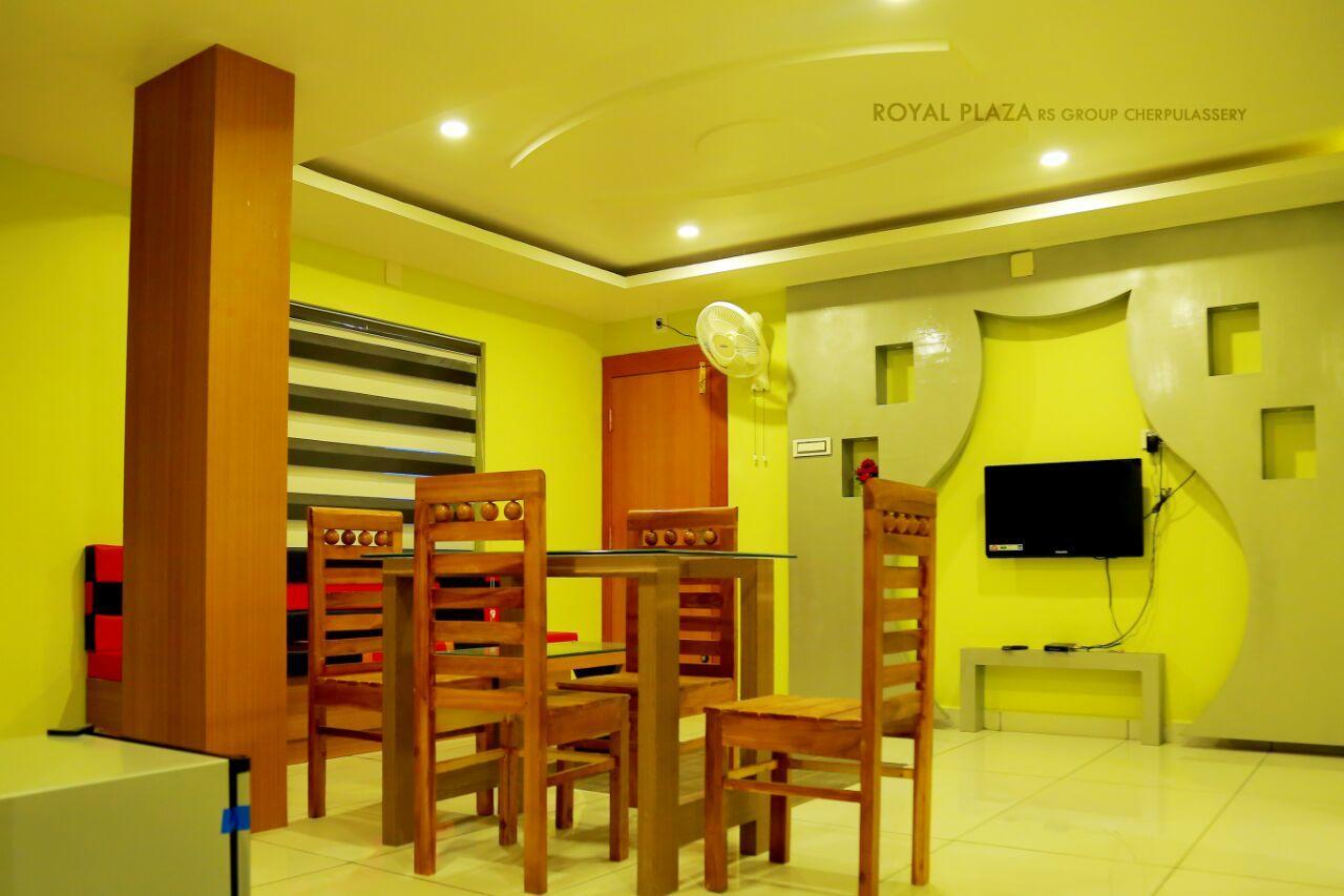 Royal Plaza Residency Hotel Cheruppulasseri ภายนอก รูปภาพ